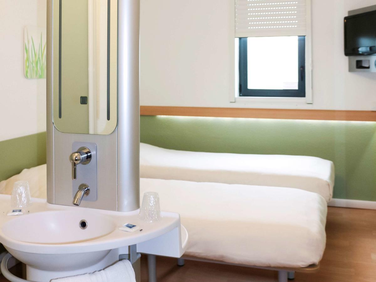 Ibis Budget Castelnaudary - A61 Zewnętrze zdjęcie